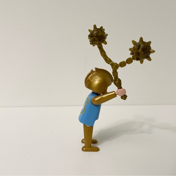 Playmobil Geobra 1974 Vintage Gold Mediaeval Armour Figure - Picture 5 of 11